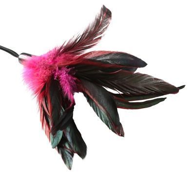 Метелочка-щекоталка Sportsheets - PLEASURE FEATHER ROSE на веревочной петле, Розовый