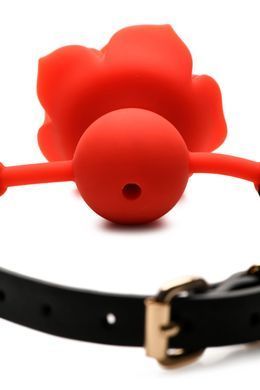 Силіконовий кляп з трояндою Master Series: Blossom Silicone Rose Gag &ndash; Red