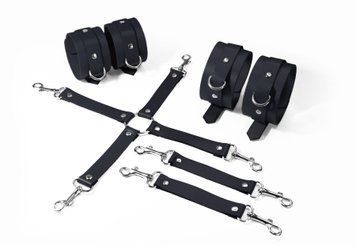Набор Feral Feelings BDSM Kit 3 Black, наручники, поножи, коннектор