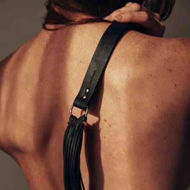 Флогер Bijoux Indiscrets MAZE - Tassel Flogger Black